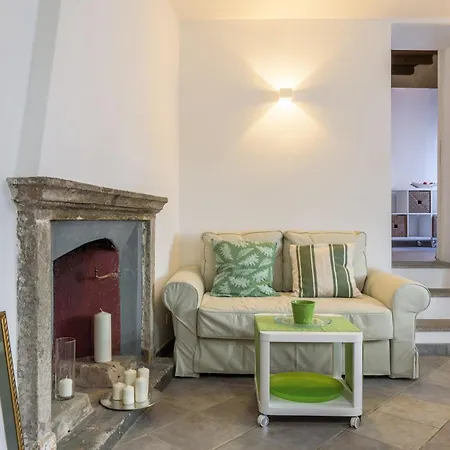 Lägenhet Moma1 - By Myhomeincomo Como