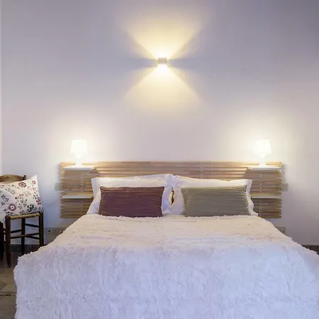 Moma1 - By Myhomeincomo Lägenhet